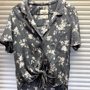 Abercrombie and Fitch lightweight blouse